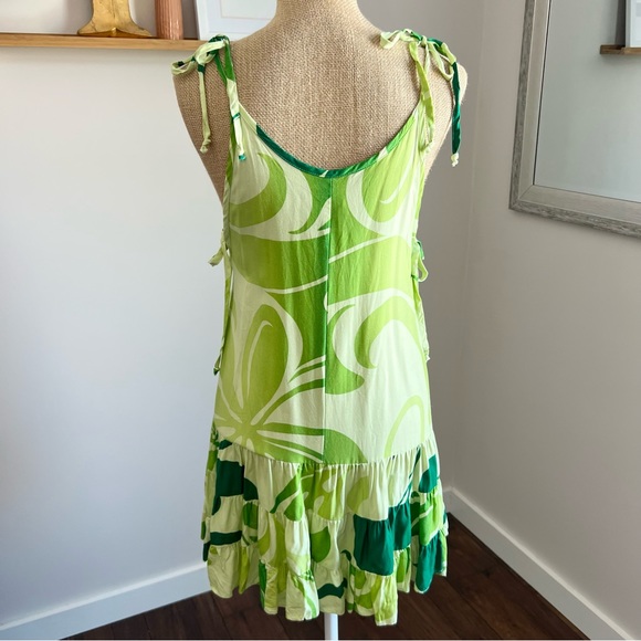 Hawaiian Print Green Floral Print Coverup - Picture 3 of 11